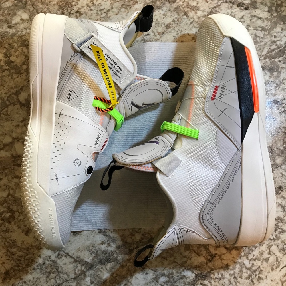 Air Jordan 33 Vast Grey